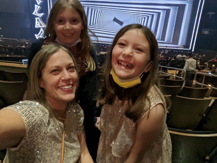 Jessica, Ava, and Elise Pellegrini at the Katy Perry show in Las Vegas